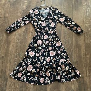 Old Navy Black Flower Dress